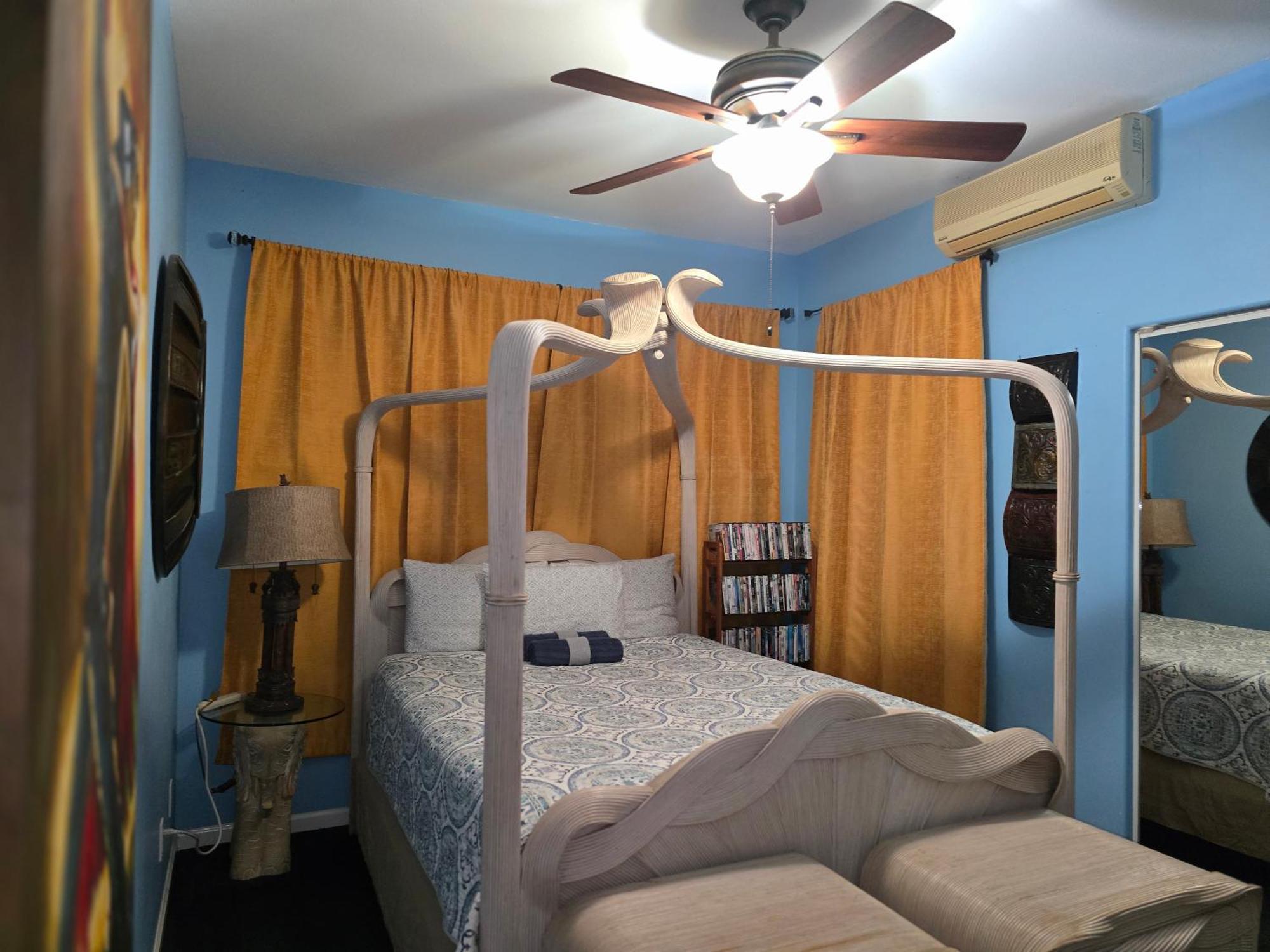 Готель Robbins Estate Wailuku Номер фото
