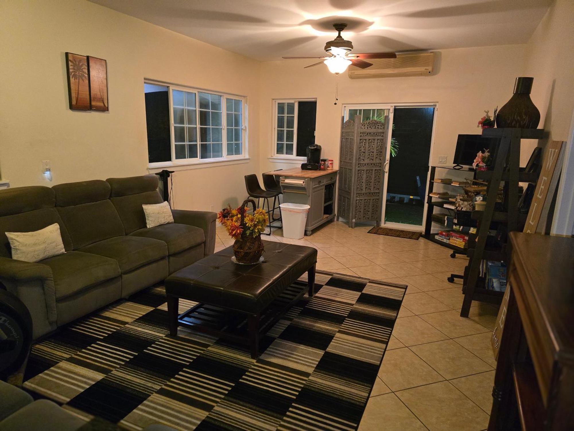 Готель Robbins Estate Wailuku Номер фото